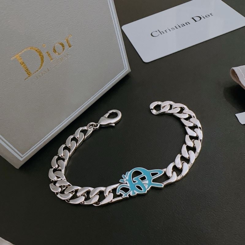 chr1st1an D10r bracelets
